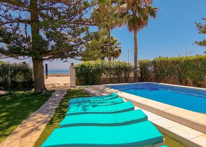 Βίλα Beachfront Costa